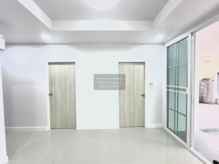 出售 2 卧室 联排别墅 在 Thanyaburi, Pathum Thani