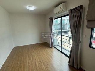 Casa adosada en venta de 3 habitaciones en Bang Bua Thong, Nonthaburi