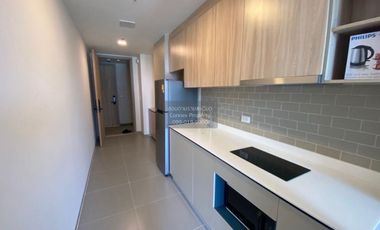 For sale 1 bed condo in Ratchathewi, Bangkok