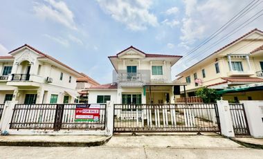 For sale 4 bedrooms house in Mueang Nonthaburi, Nonthaburi