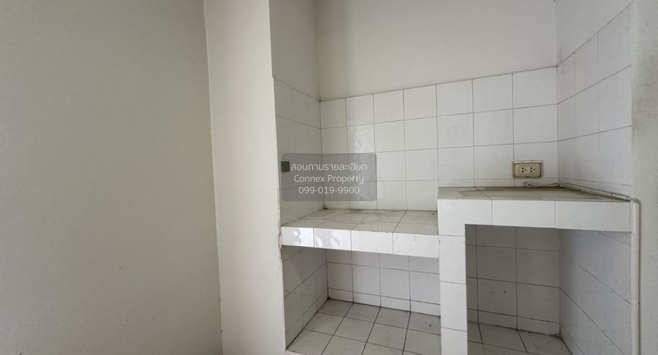 For sale 4 bedrooms house in Mueang Nonthaburi, Nonthaburi
