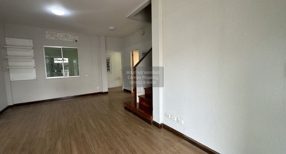For sale 4 bedrooms house in Mueang Nonthaburi, Nonthaburi