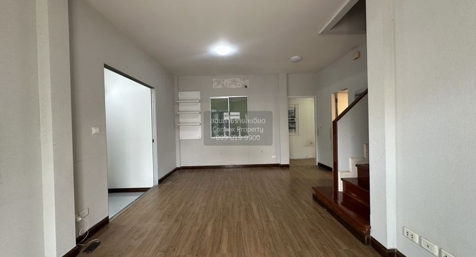 For sale 4 bedrooms house in Mueang Nonthaburi, Nonthaburi