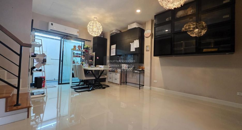 For sale 2 ベッドルーム townhouse in Bang Kruai, Nonthaburi