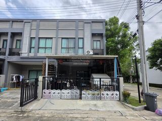 For sale 2 ベッドルーム townhouse in Bang Kruai, Nonthaburi
