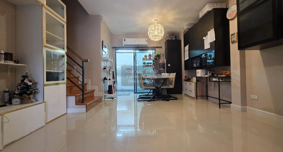 For sale 2 ベッドルーム townhouse in Bang Kruai, Nonthaburi
