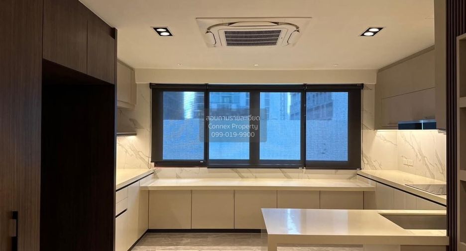 Wohnung zum Kauf mit 3 Zimmer in Khlong Toei, Bangkok