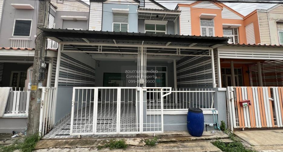 For sale 3 bedrooms townhouse in Khlong Luang, Pathum Thani