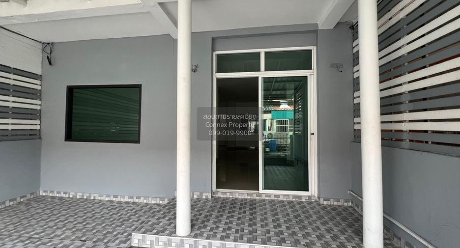 For sale 3 bedrooms townhouse in Khlong Luang, Pathum Thani