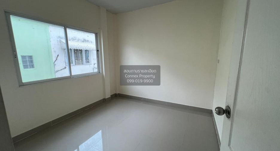 For sale 3 bedrooms townhouse in Khlong Luang, Pathum Thani