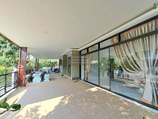 Casa en venta de 4 habitaciones en Bang Sao Thong, Samut Prakan