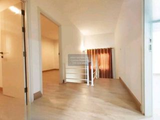 Casa en venta de 4 habitaciones en Bang Sao Thong, Samut Prakan