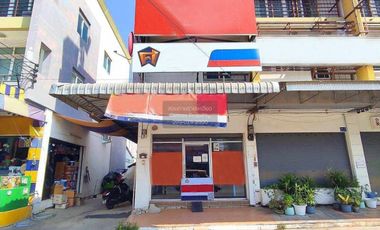 À vendre 4 chambres local commercial à Mueang Samut Sakhon, Samut Sakhon