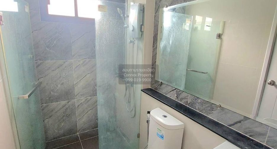 Casa en venta de 4 habitaciones en Bang Khun Thian, Bangkok