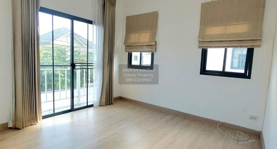 Casa en venta de 4 habitaciones en Bang Khun Thian, Bangkok