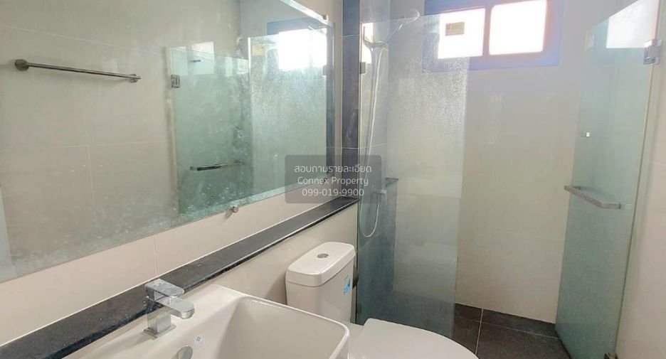 Casa en venta de 4 habitaciones en Bang Khun Thian, Bangkok