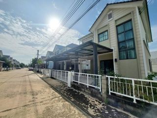Casa en venta de 4 habitaciones en Bang Khun Thian, Bangkok