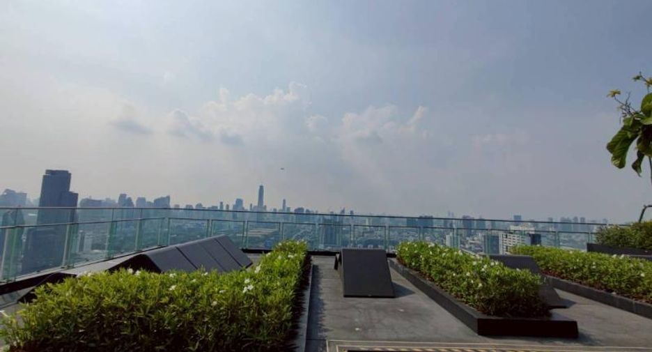 ขาย 2 ห้องนอน คอนโด ใน ห้วยขวาง, กรุงเทพฯ