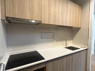 Casa adosada en venta de 3 habitaciones en Khan Na Yao, Bangkok
