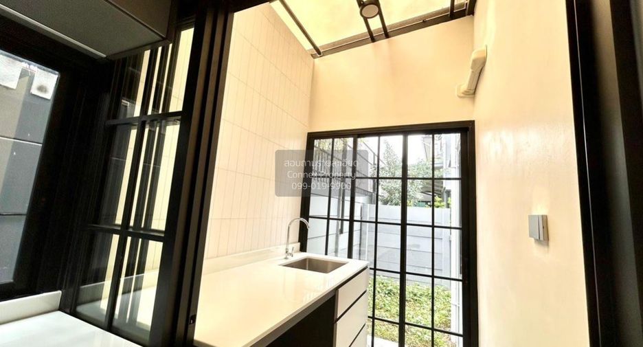 Haus zum Kauf mit 4 Zimmer in Bang Khun Thian, Bangkok