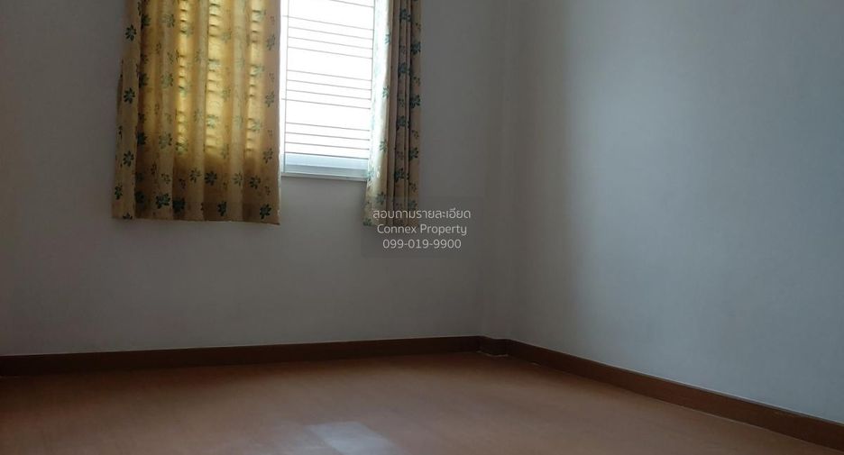 Casa adosada en venta de 3 habitaciones en Bang Bua Thong, Nonthaburi