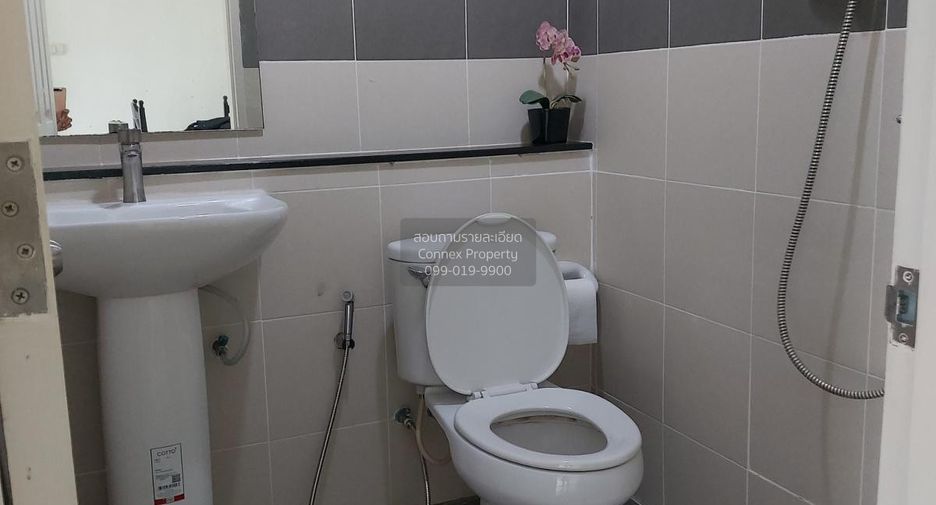 Casa adosada en venta de 3 habitaciones en Bang Bua Thong, Nonthaburi