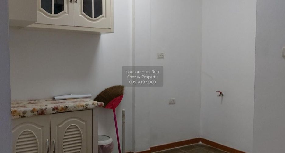 Casa adosada en venta de 3 habitaciones en Bang Bua Thong, Nonthaburi