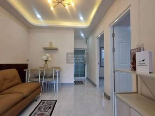 Casa adosada en venta de 3 habitaciones en Bang Yai, Nonthaburi