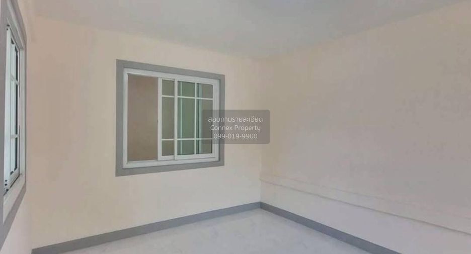 Casa adosada en venta de 3 habitaciones en Bang Yai, Nonthaburi