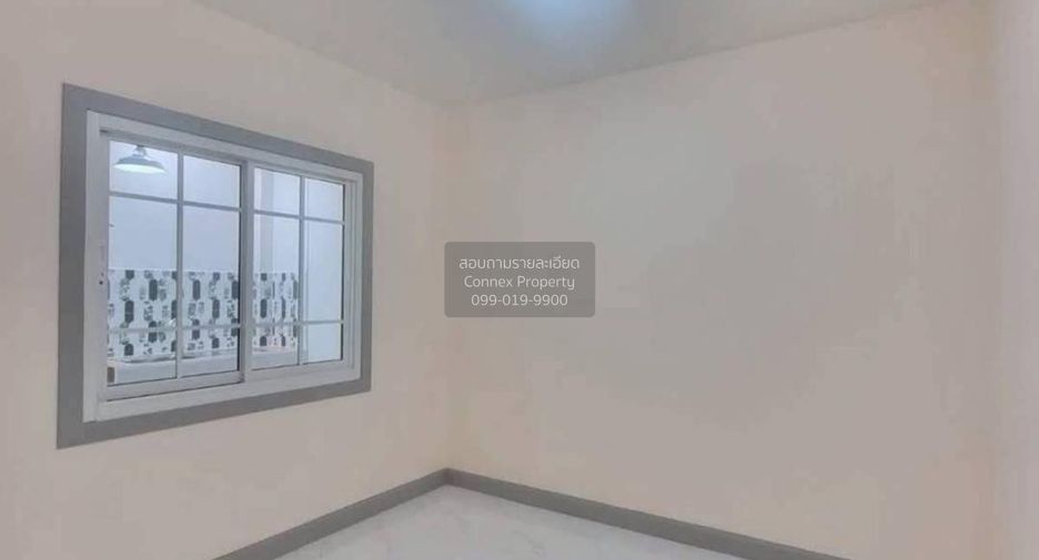 Casa adosada en venta de 3 habitaciones en Bang Yai, Nonthaburi