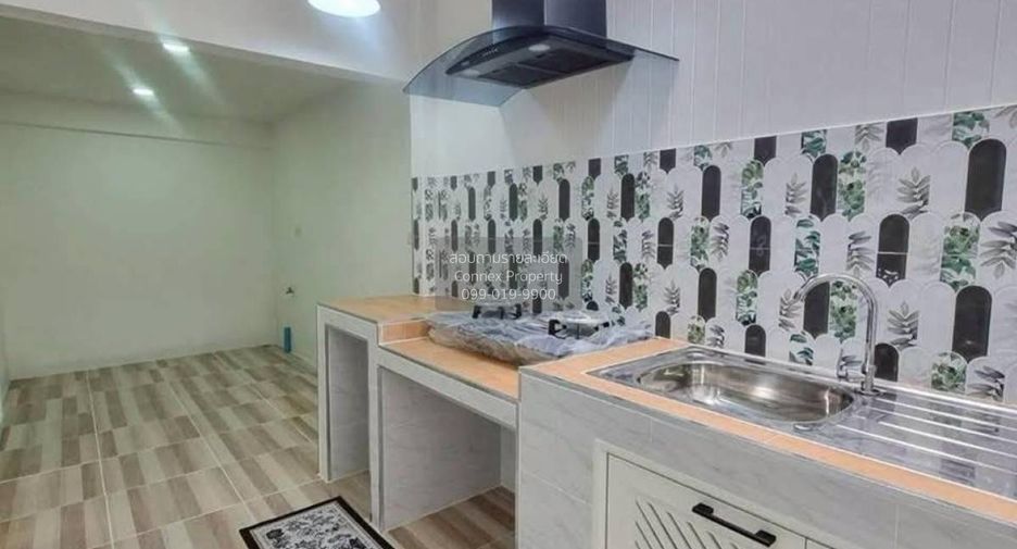 Casa adosada en venta de 3 habitaciones en Bang Yai, Nonthaburi