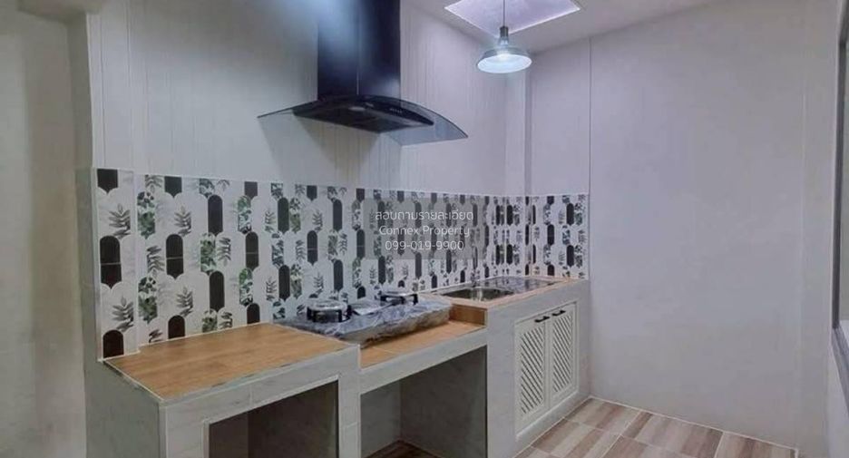 Casa adosada en venta de 3 habitaciones en Bang Yai, Nonthaburi