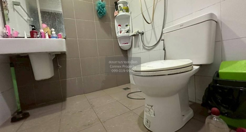 Casa adosada en venta de 3 habitaciones en Bang Yai, Nonthaburi