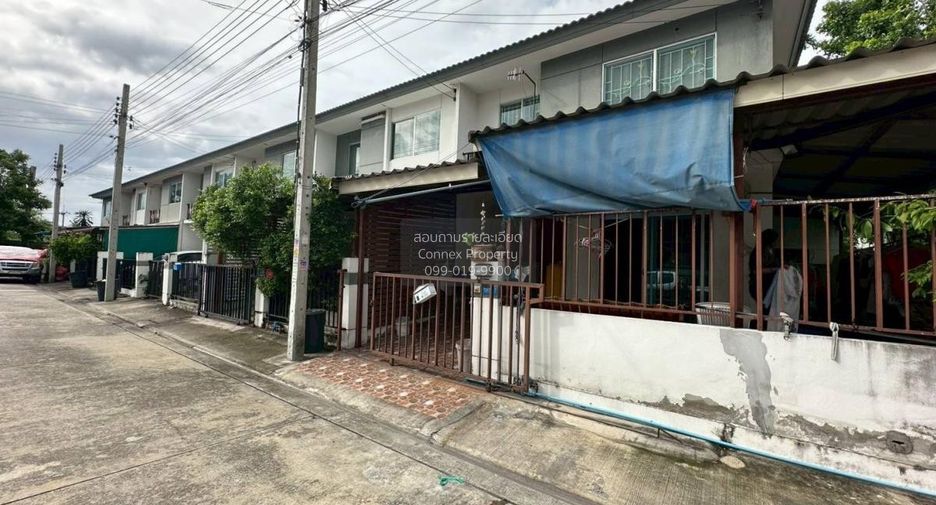 Casa adosada en venta de 3 habitaciones en Bang Yai, Nonthaburi