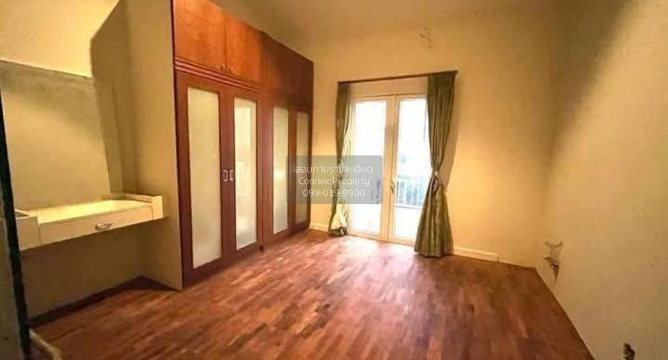Casa adosada en venta de 3 habitaciones en Jomtien, Pattaya