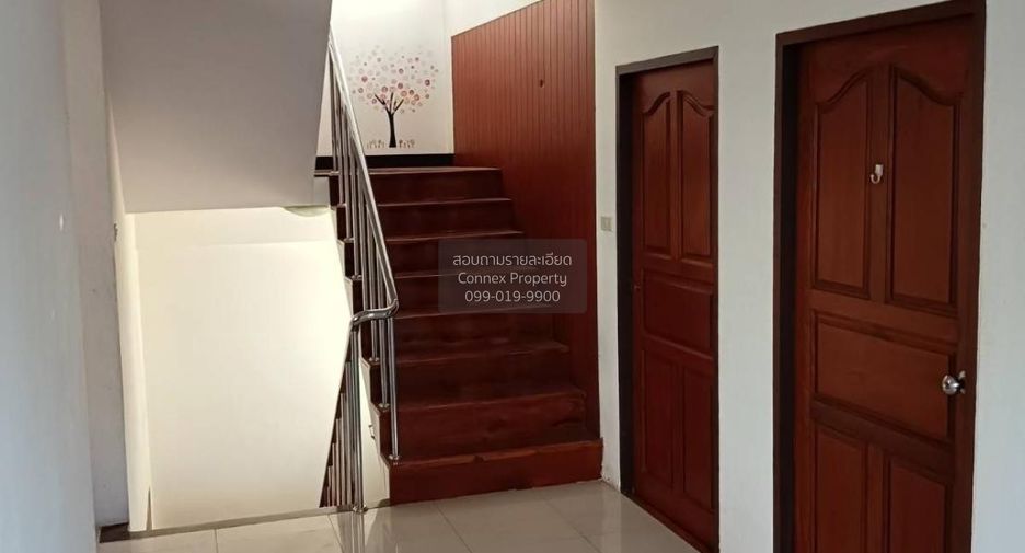 À vendre 4 chambres maison à Lat Phrao, Bangkok