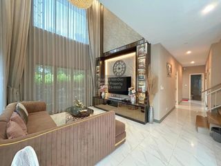 Haus zum Kauf mit 4 Zimmer in Bang Kruai, Nonthaburi