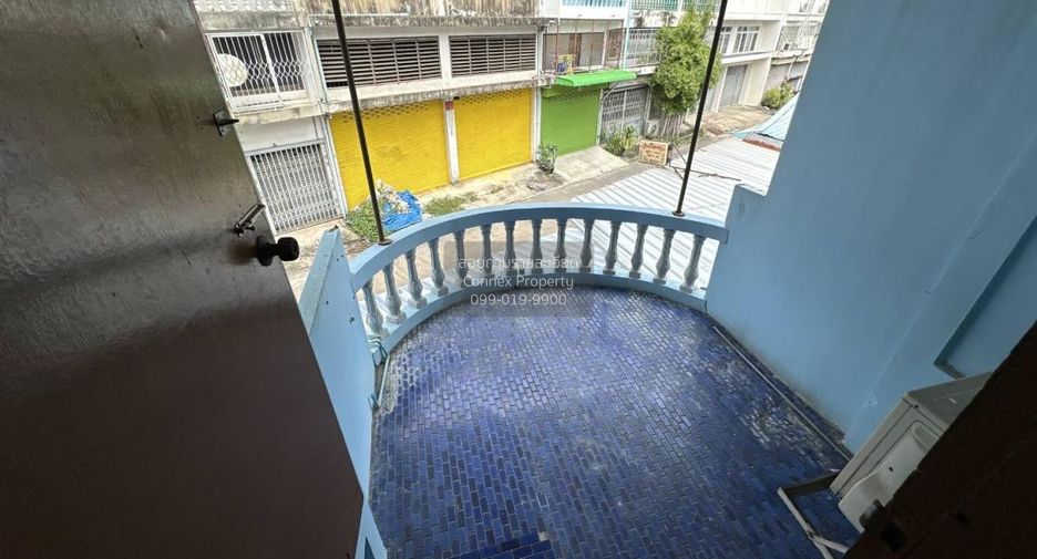 For sale 2 ベッドルーム townhouse in Mueang Nonthaburi, Nonthaburi