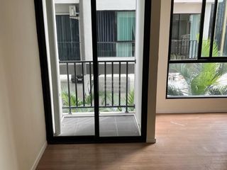 Wohnung zum Kauf mit 1 Zimmer in Bang Khun Thian, Bangkok