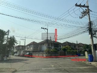 For sale 3 ベッドルーム house in Sam Phran, Nakhon Pathom