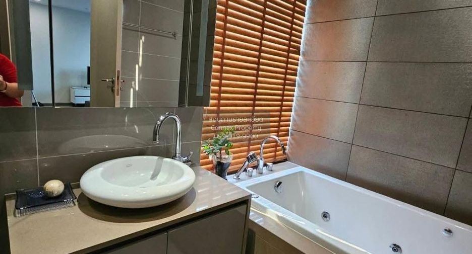 For sale 2 bedrooms condo in Bang Rak, Bangkok