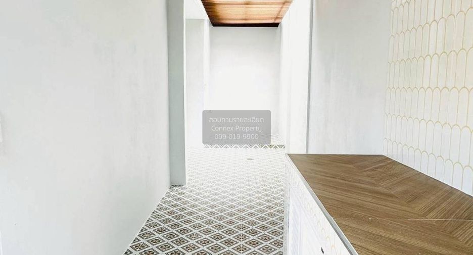 For sale 4 ベッドルーム townhouse in Bang Bua Thong, Nonthaburi
