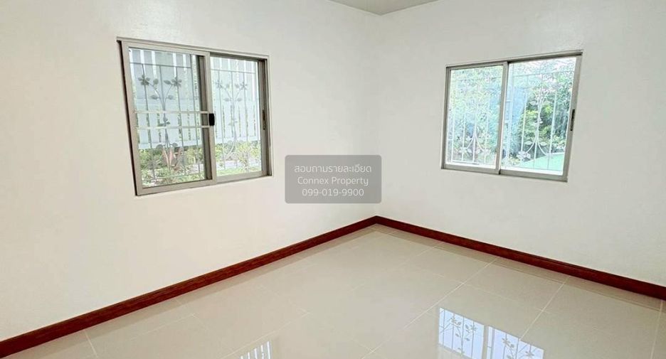 Casa adosada en venta de 3 habitaciones en Bang Bua Thong, Nonthaburi