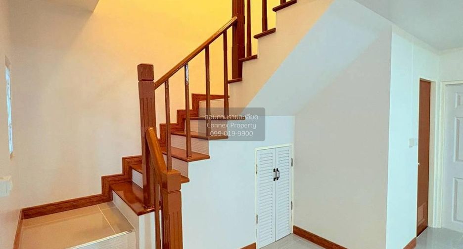 Casa adosada en venta de 3 habitaciones en Bang Bua Thong, Nonthaburi