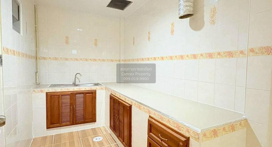 Casa adosada en venta de 3 habitaciones en Bang Bua Thong, Nonthaburi