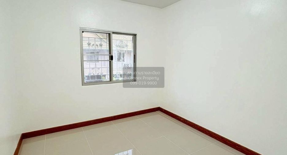 Casa adosada en venta de 3 habitaciones en Bang Bua Thong, Nonthaburi