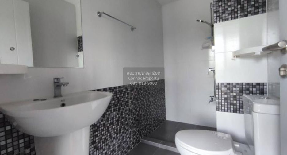 Reihenhaus zum Kauf mit 4 Zimmer in Chom Thong, Bangkok