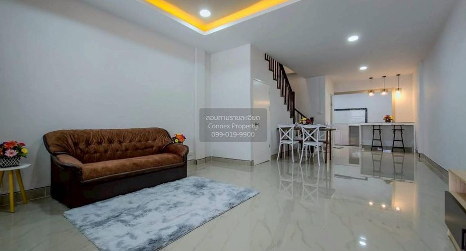 出售 3 卧室 联排别墅 在 Sai Noi, Nonthaburi