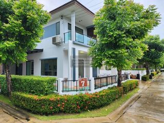 À vendre 4 chambres maison à Bang Yai, Nonthaburi