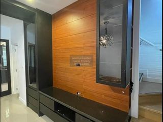 Casa adosada en venta de 3 habitaciones en Lak Si, Bangkok